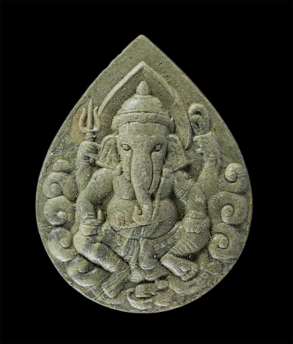 13Oct24 (54)p.jpg - พระพิฆเณศวร์ เนื้อลาย ผงพุทธคุณ ผงว่าน พิมพ์ 2 หน้า หลวงปู่หมุนปลุกเสก ออกวัดซับลำใย จ.ลพบุรี ปี 2543  | https://kamulet.in.th